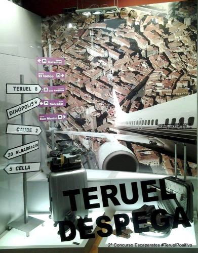 El escaparate de Garza en Teruel, ganador del Concurso “El comercio de Teruel en positivo”